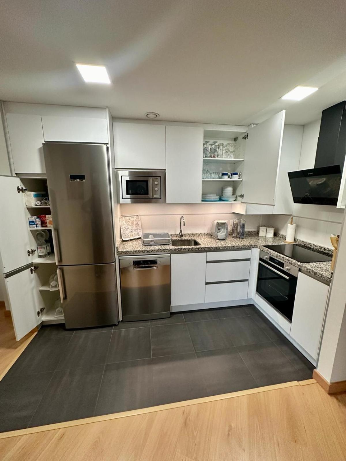 Apartamento Kiko Malaga Ngoại thất bức ảnh